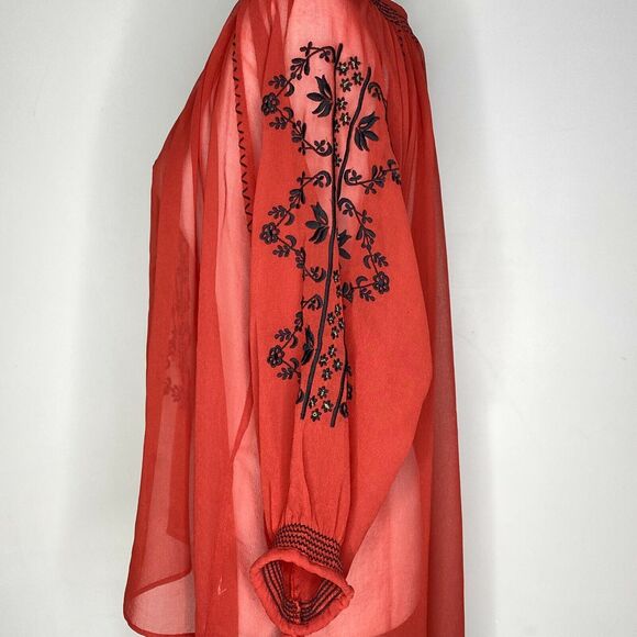 Willow and Clay Red w/ Black Embroidered Balloon‎ Sleeve Top Size 2X - Picture 3 of 7